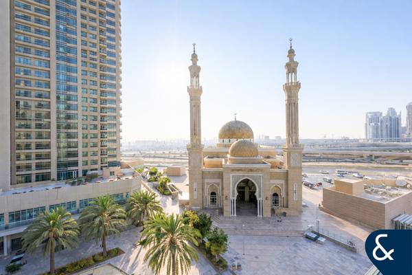 Excellent Lighting | Open Layout | Vacant